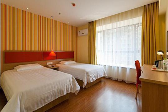 Home Inn Hangzhou Xiasha Wenyuan Road Mass Media College Hàng Châu Ngoại thất bức ảnh