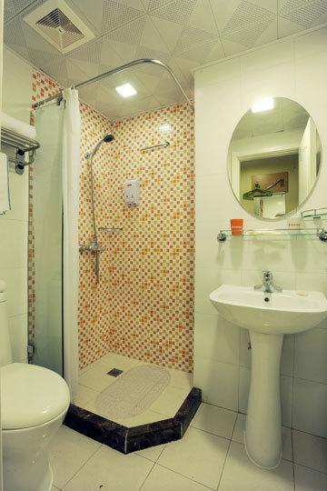 Home Inn Hangzhou Xiasha Wenyuan Road Mass Media College Hàng Châu Ngoại thất bức ảnh